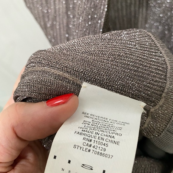 Silver sparkle sleeves cocktail dress with pleasures skirt and sash - Picture 7 of 7